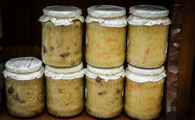 Obiad to ogromnie istotny posiłek, który na ogół spożywamy w połowie dnia.