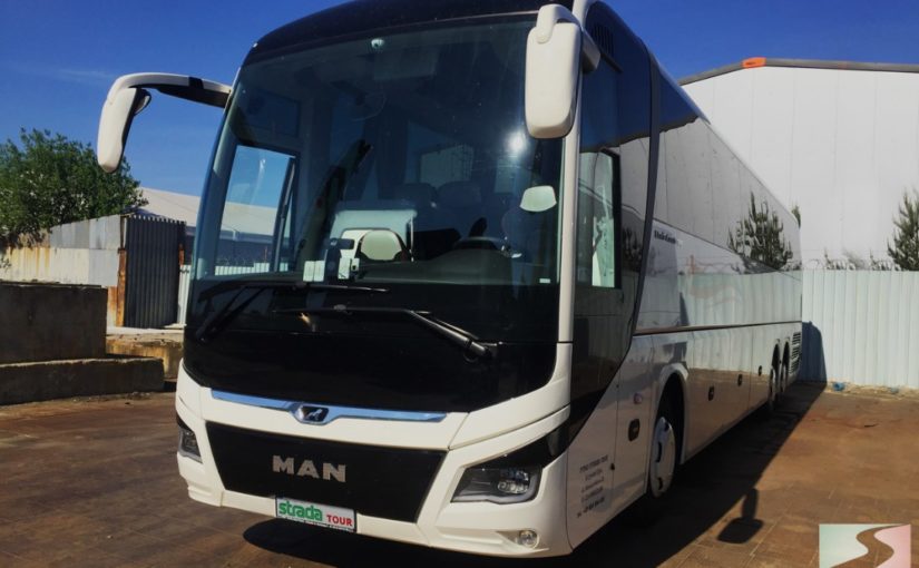 Wymarzone wolne, udany urlop lub szalony wczasy.